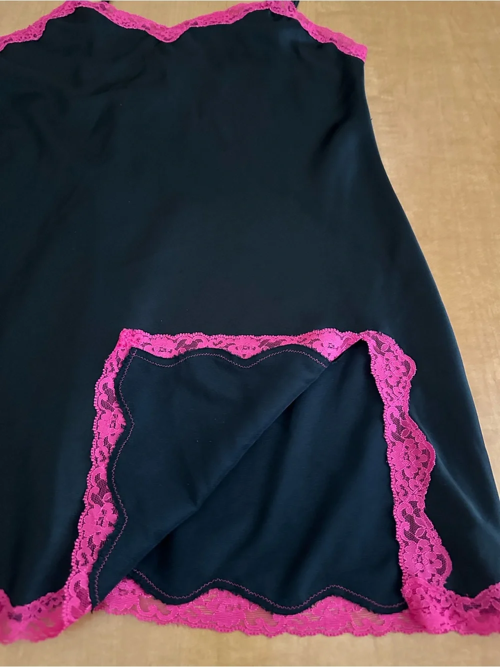 Vtg Y2K Victoria's Secret Black Satin & Hot Pink Lace Slit Slip Dress June 2004